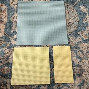 3 Lego Baseplates